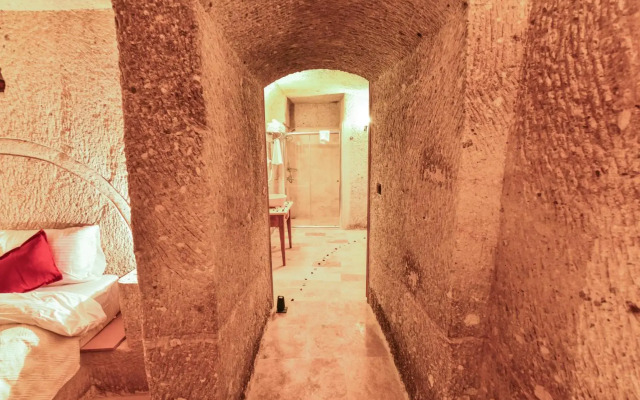 Mosaic Cave Hotel