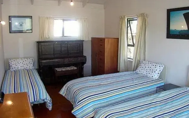 Pilots Rest - Pauanui Airfield Holiday Home