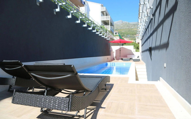 Apartments Bella