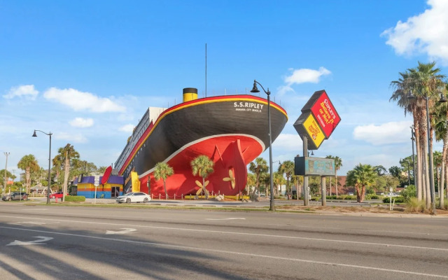 Watercrest 905 Beachfront Bliss