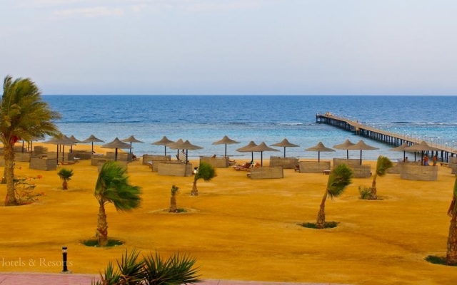 Wadi Lahmy Azur Resort