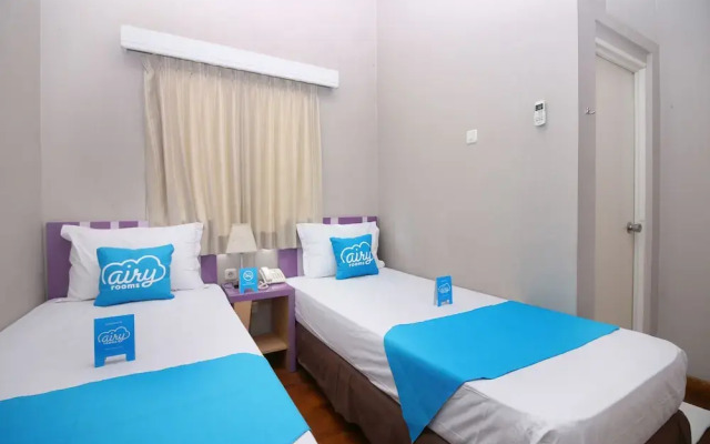 Violet Hotel