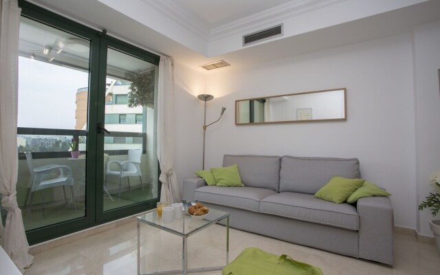 SingularStays Alameda