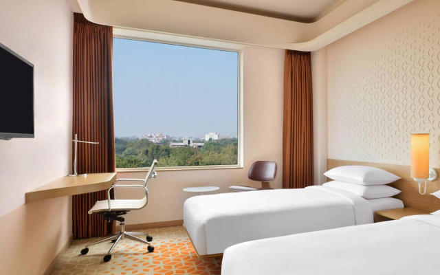 Fairfield by Marriott Chennai Mahindra World City – Guest Rooms – Mahindra World City