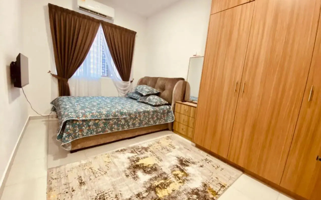Homestay Ustazah @Residensi Adelia Bangi Avenue