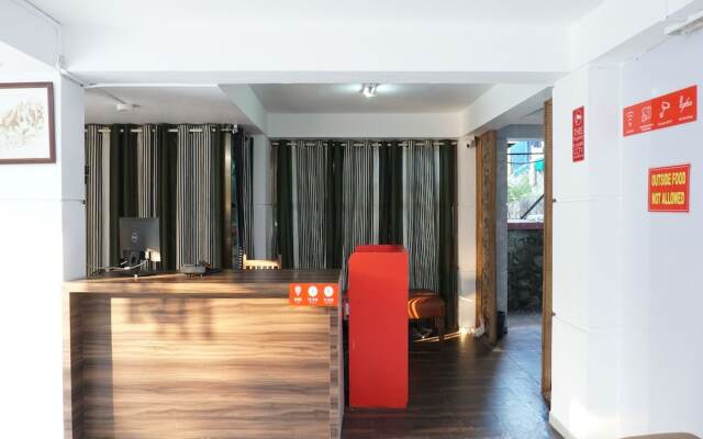 OYO 24986 Flagship Hotel Western Resort