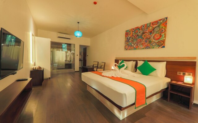Chari Lake Hotel