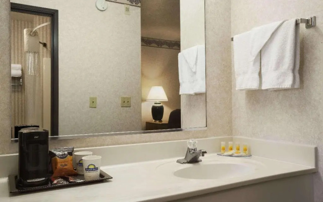 Days Inn By Wyndham Springville