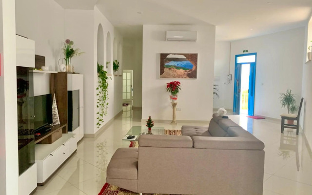 Newly furnished appt in Gozo