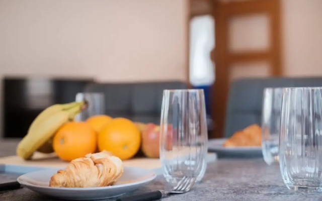 Holborn Penthouse Apartment with Terrace