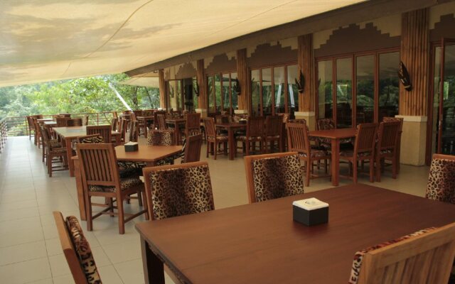 Driam Riverside Resort