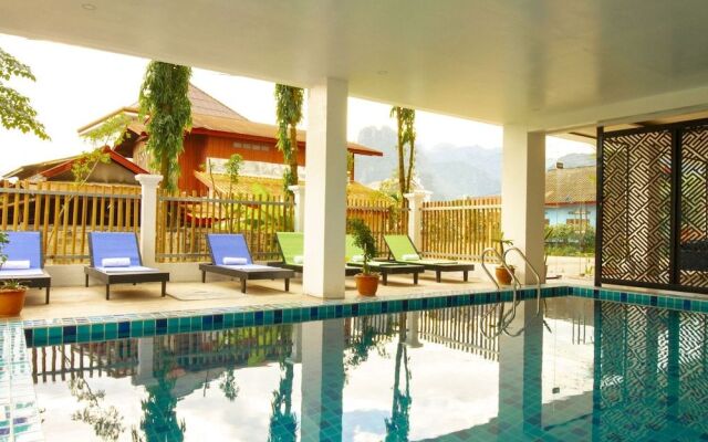 Serene Vang Vieng Hotel