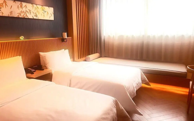 Dingshiju Crystal Hotel (Hongqiao Railway Station National Convention and Exhibition Center) – Guest Rooms – Shanghai