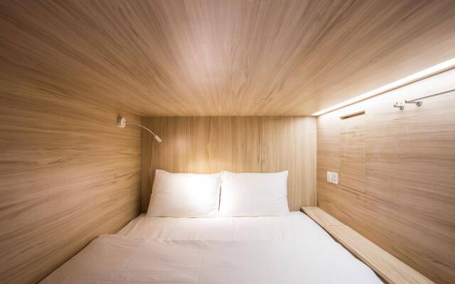 H-Ostel - Hostel