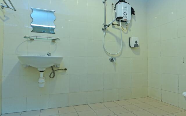 Oyo 43933 Ferringhi Stay Iinn