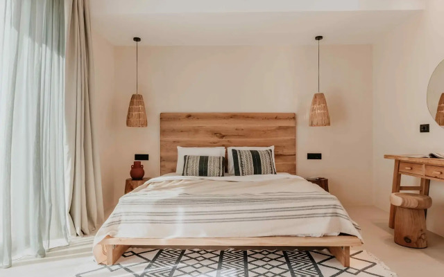 Ostrako Beachside Suites