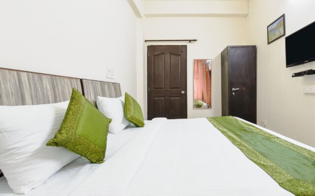 Treebo Trip Golden Villa