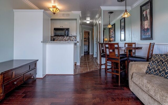 The Victorian by 3rd Coast Getaways
