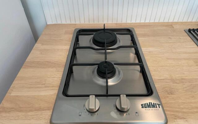 NEW DTLA Apartment w/Private Parking