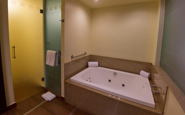 Holiday Inn Mexico City - Plaza Universidad by IHG