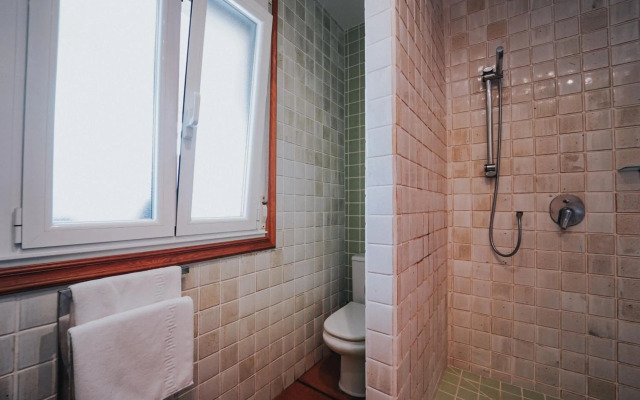 Villa con piscina a pie de playa