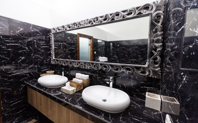 The Griyani Suite