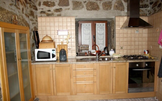 House With 4 Bedrooms in Cota, With Furnished Terrace and Wifi