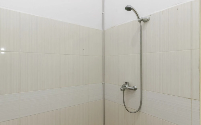 RedDoorz near Pantai Panjang Bengkulu