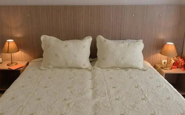 Charm Suites Pera