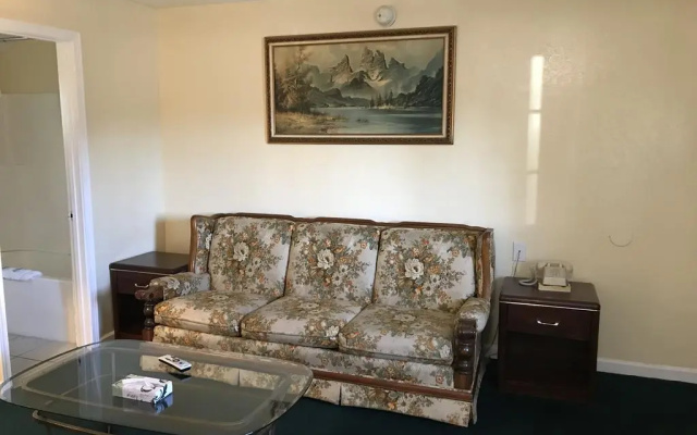 Relax Inn of Medford