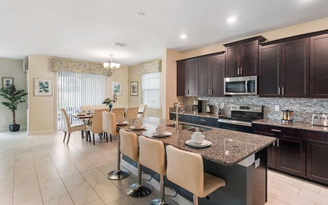 Champions Retreat by VillaDirect