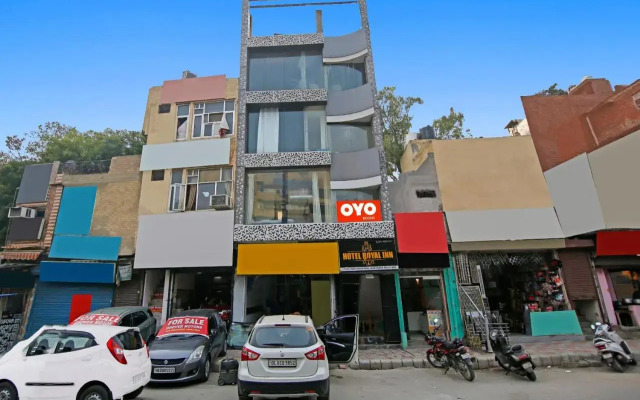 Oyo Flagship 703124 Hotel The Royal