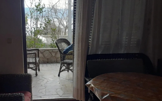 Apartments Rudi - One Bedroom Apartment With Terrace