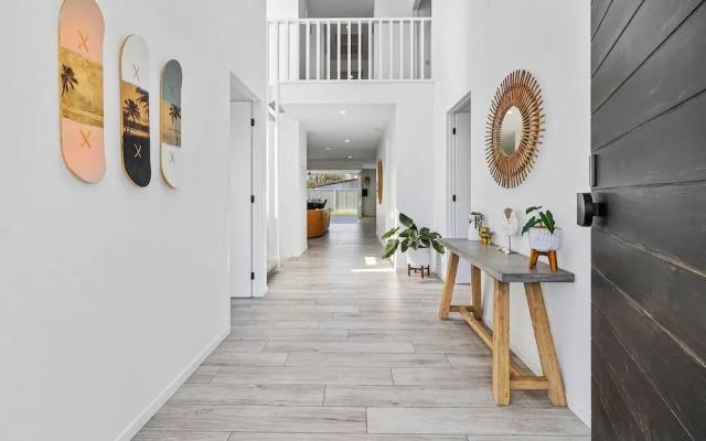 Beach Home in Burleigh Waters