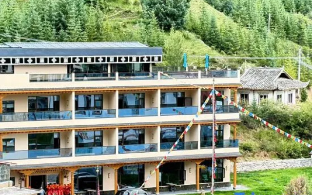Songpan Awang Chinese Inn Homestay – Outside – Ngawa