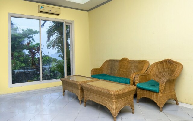 Hotel Pelangi Harapan by OYO Rooms