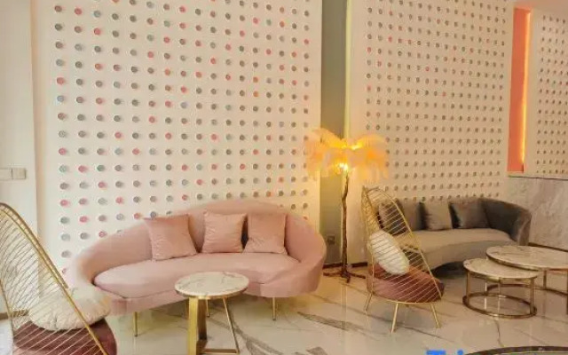 Fantasy Garden Hotel（panyu changlong）