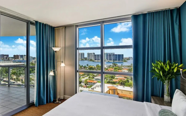 MARENAS BEACH RESORT by Miami And The Beaches Rentals