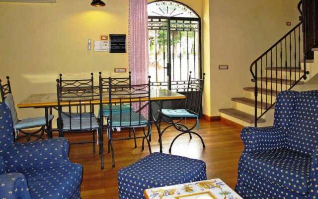 Podere Caldaruccio La Pineta Villa 22 People