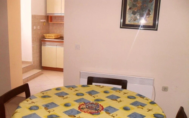 Mario - With Garden - A1