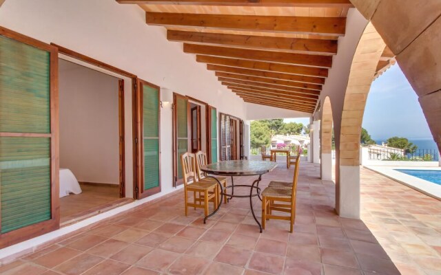 Villa Cala Pinets