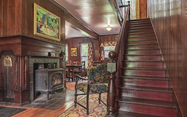 Black Mountain Inn