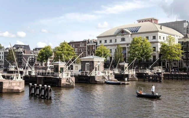 SWEETS - Amstelschutsluis