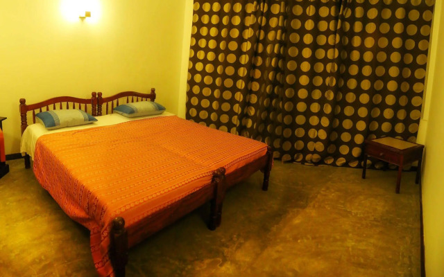 Mamas Coral Beach Hotel & Restaurant