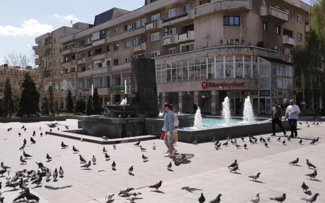 Central View Craiova 2
