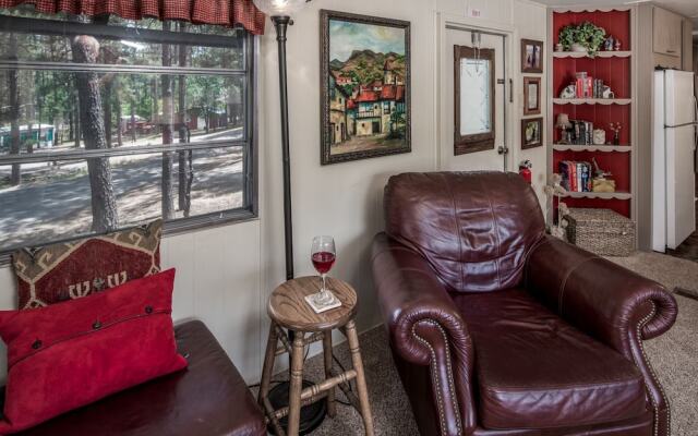 Rogers Roost - Three Bedroom Cabin