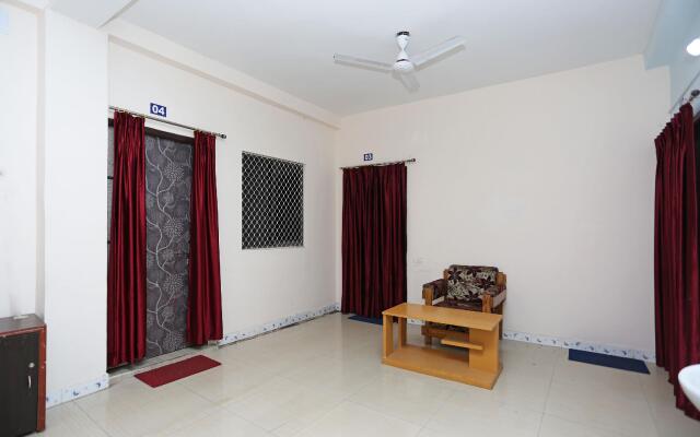 OYO Flagship 4720 Ma Guest House 2