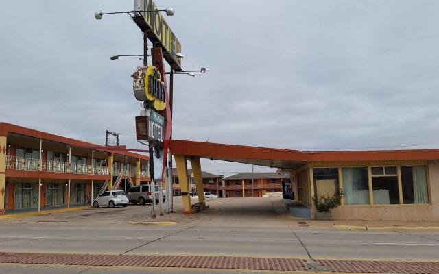 The Glancy Motel