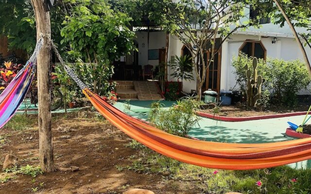 White House Galapagos