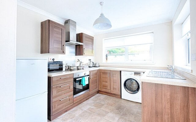Swansea Essex Spacious